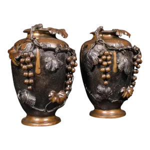 1900s Large Pair of Antique Victorian Japanese Bronze Vases