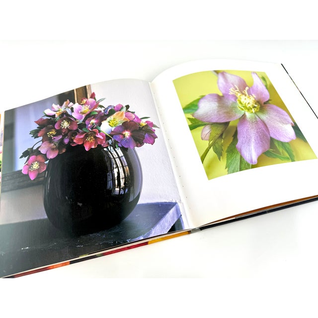 2000 - 2009 Vintage Book Nico De Swert, Living With Flowers For Sale - Image 5 of 10