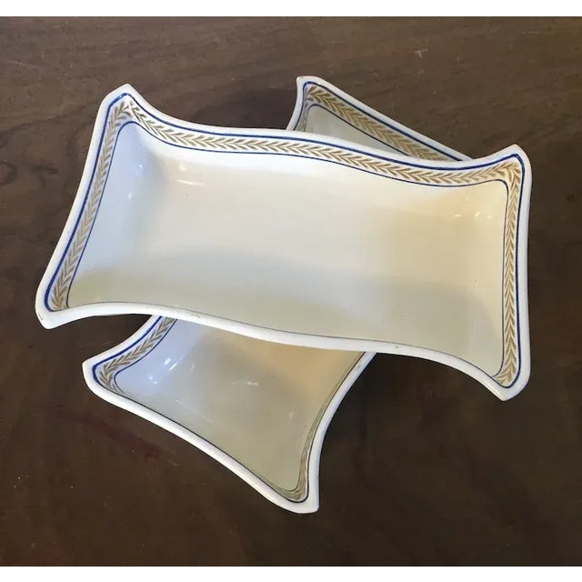 Traditional Antique 1790 Georgian Wedgwood Creamware Serving Dishes - A Pair For Sale - Image 3 of 11