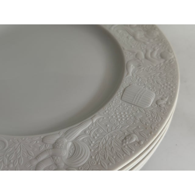 Modern White Magic Flute Salad Plates by Björn Wiinblad for Rosenthal, 1980s, Set of 6 For Sale - Image 3 of 9