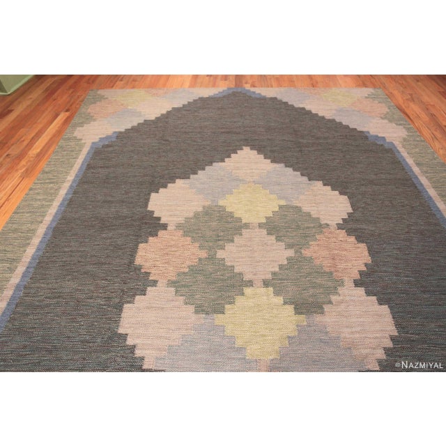 Beautiful Geometric Vintage Inspired Swedish Kilim Rug, Country of Origin: Central Asia, Circa date: Modern – The gorgeous...