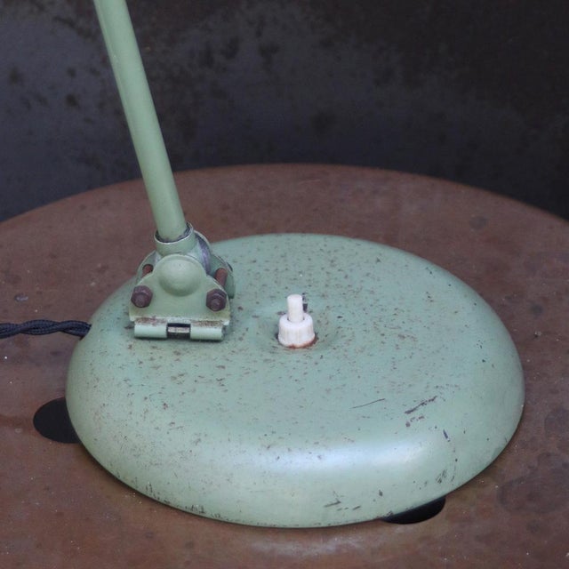 French Bauhaus Green Metal Desk Lamp, 1950s For Sale - Image 6 of 7