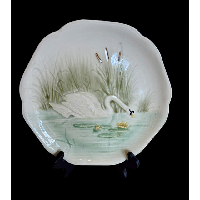 French Country 19th Century Majolica Choisy Le Roi French Swan Plate For Sale - Image 3 of 9