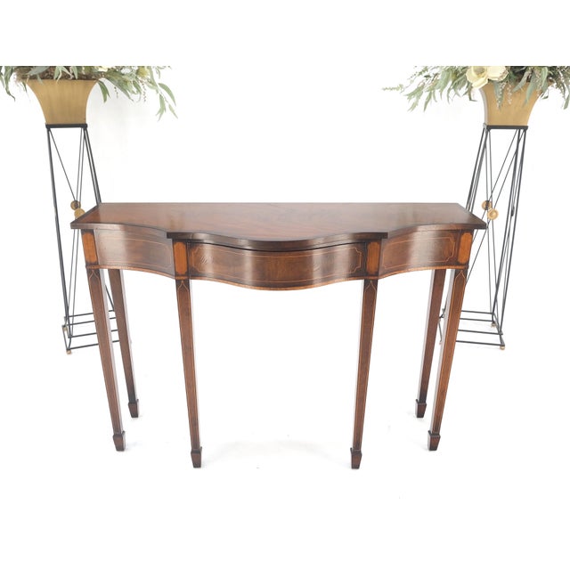 1940s Federal Flame Mahogany Banded Serpentine Front 6 Legged Console Table For Sale - Image 5 of 12