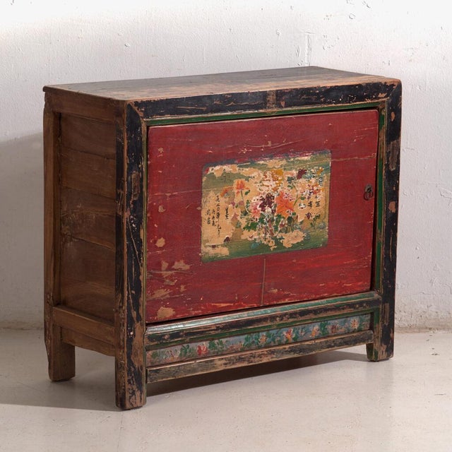 Antique Chinese Qing Dynasty Gansu Cabinet in Painted Pine For Sale - Image 12 of 12