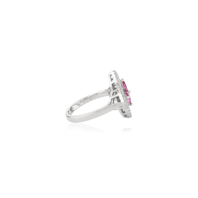 Not Yet Made - Made To Order Elegant Clover Cluster Ring With Pink Cubic Zirconia in 925 Silver – Size 6 For Sale - Image 5 of 9