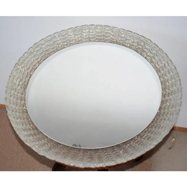 Large Round Illuminated Mirror in Acrylic Glass, 1960s For Sale - Image 6 of 7
