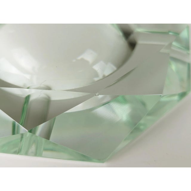 Fontana Arte Italian Aquamarine Faceted Glass Ashtray in the style of Fontana Arte, 1960s For Sale - Image 4 of 9