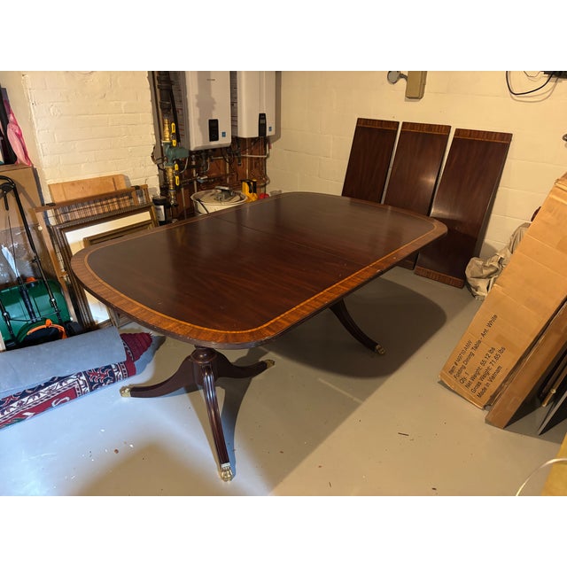 1990s Vintage Henkel Harris 2207 Mahogany Double Pedestal Dining Table For Sale - Image 5 of 14