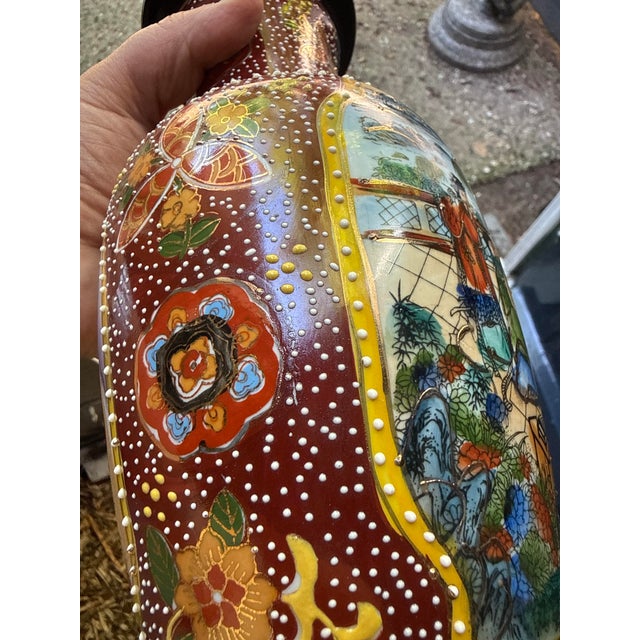 Ceramic Japanese Satsuma Vase with Court Scene by Moriage Decoration, 1920 For Sale - Image 7 of 8