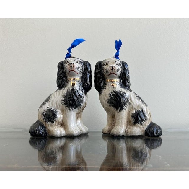 Mid 20th Century Pair of Vintage Staffordshire Style Dog Ornaments For Sale - Image 5 of 7