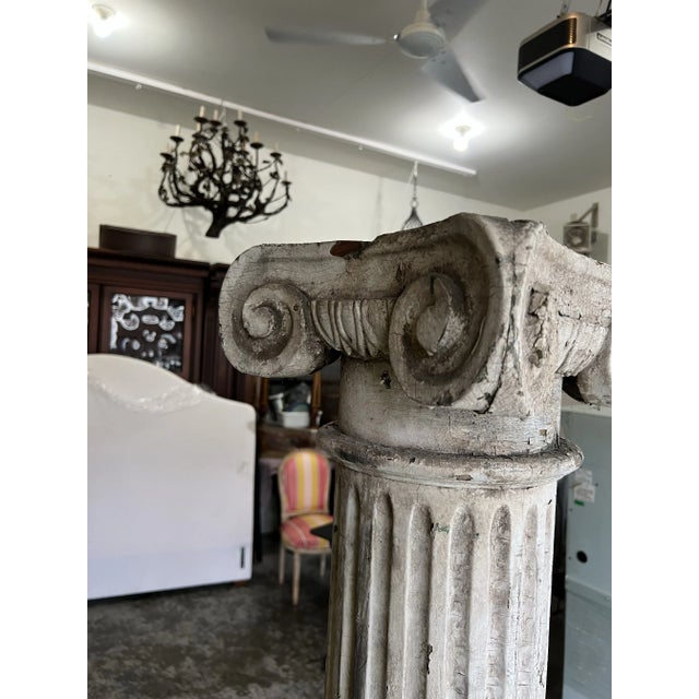 Early 20th Century Antique Corninthean Wood Columns a Pair For Sale - Image 5 of 11