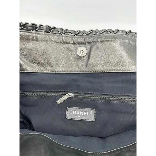Chanel Grey Metallic Leather Chain Me Shoulder Bag Tote For Sale - Image 10 of 11