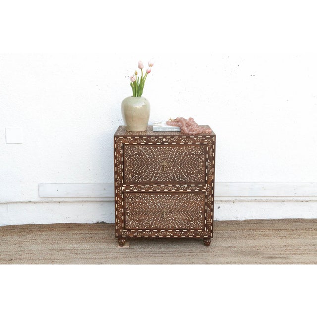 This small chest inlaid proves that luxury is in the details. Crafted in the spirit of ancient royal traditions, this...