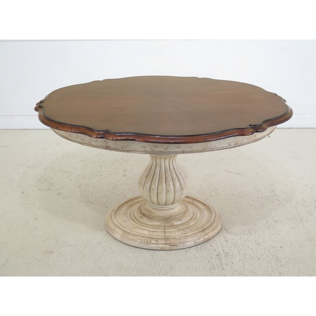Traditional Drexel Heritage Round Distressed Finish Dining