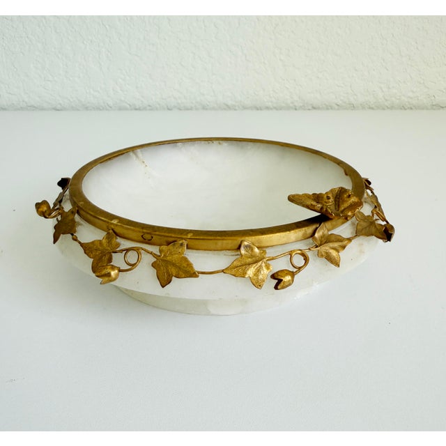 1960s Italian Alabaster & Filagree Ashtray Vide Poche For Sale In Sacramento - Image 6 of 13