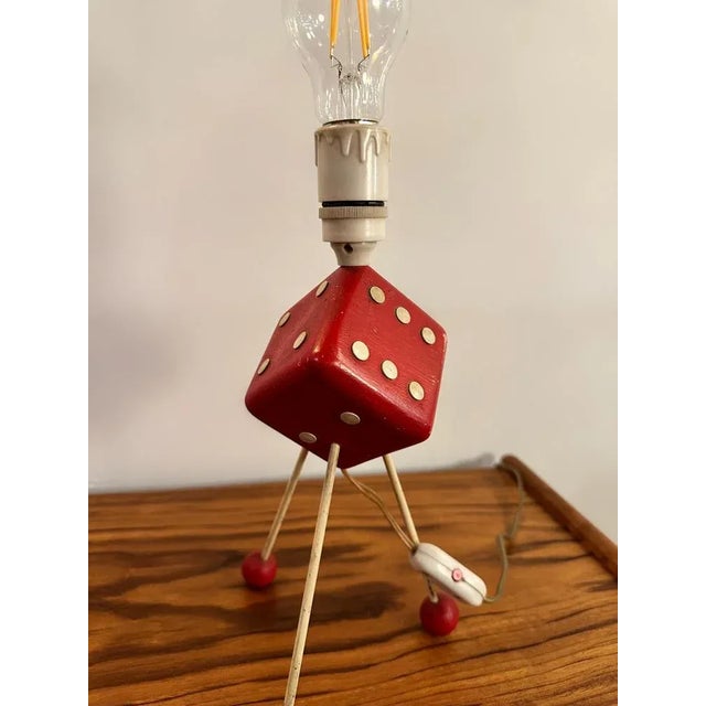 1950s American Red & Cream Atomic Tripod Dice Table Lamp, 1950s For Sale - Image 5 of 11