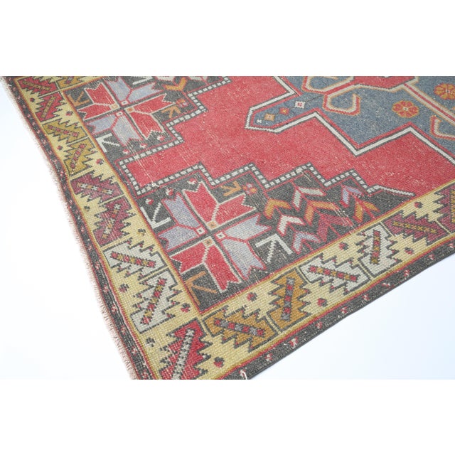 Mid 20th Century Vintage Central Anatolian Tribal Rug With Cross Medallion Motif - 3' 11' X 9' For Sale - Image 5 of 6