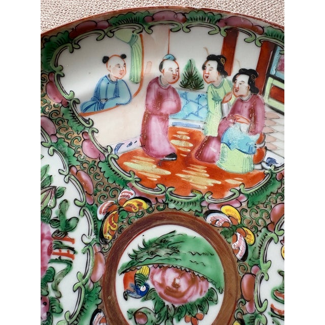 Pair of 19th Century Chinese Rose Medallion Export Porcelain Plates - 10” For Sale - Image 9 of 10
