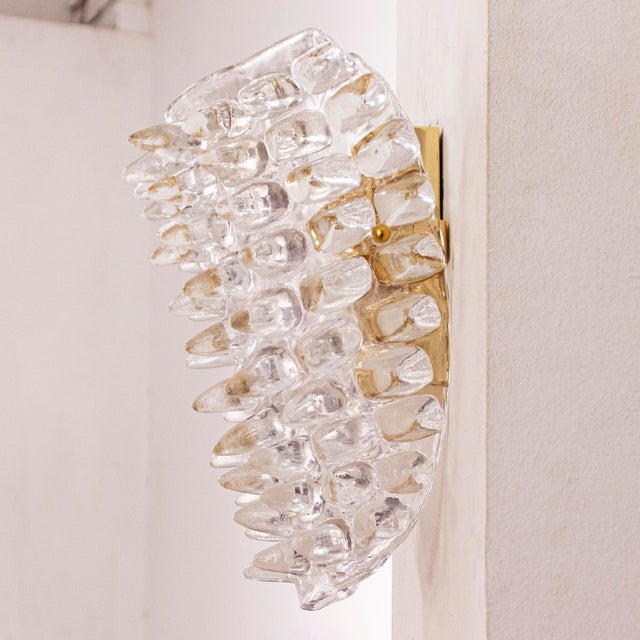 Mid-Century Modern Large Clear Murano Glass Wall Lamps with Spikes and Gold Finish Frames, 1990s, Set of 2 For Sale - Image 3 of 13