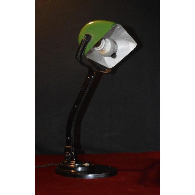 1920s Belgian Art Deco Green Enamel Adjustable Desk Lamp from Sevadac, 1920s For Sale - Image 5 of 17