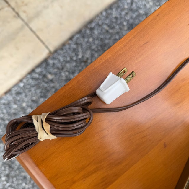 Vintage Stiffel Beige Porcelain and Brass Table Lamps - A Pair For Sale - Image 18 of 18