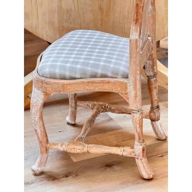 Set of Six 18th Century Gustavian Dining Chairs For Sale - Image 6 of 11