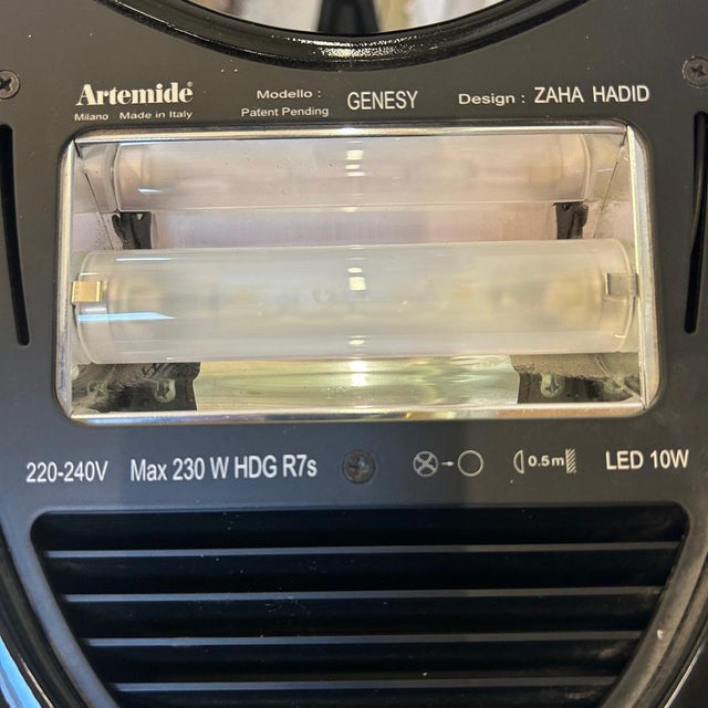 Genesy Floor Lamp by Zaha Hadid for Artemide, 2009 For Sale - Image 12 of 13