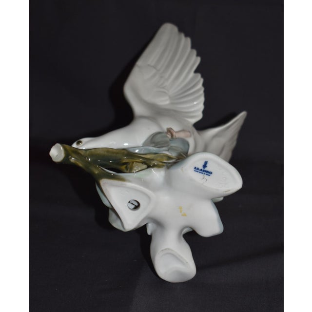Lladro Turtle Dove Figurine 4550 Glossy Porcelain White Bird Spain Vintage For Sale - Image 13 of 14
