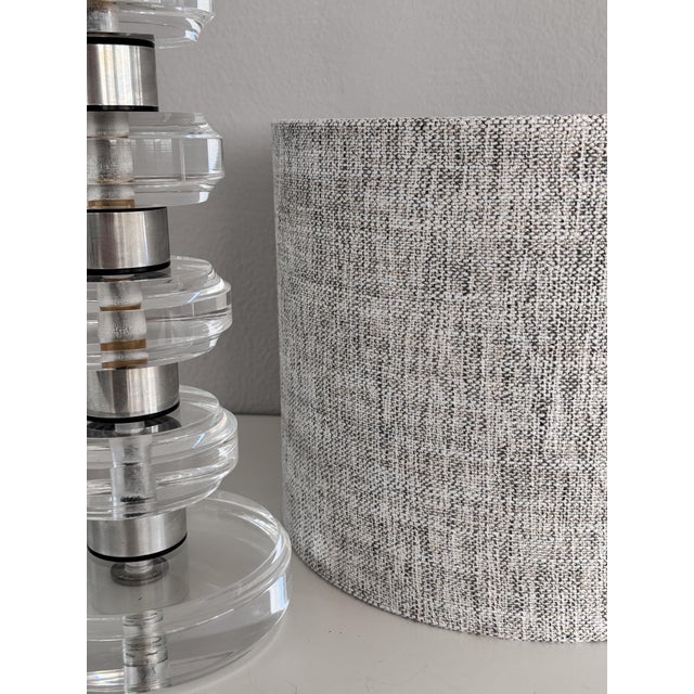 Vintage Italian Table Lamp in Acrylic, 1970s For Sale - Image 11 of 12