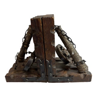 A Pair of Civil War Inspired Bookends For Sale