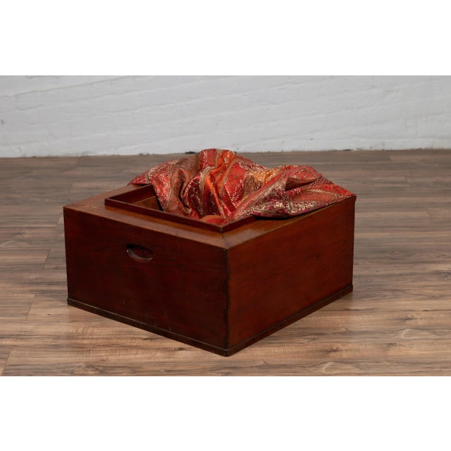 Japanese 19th Century Keyaki Wood Rectangular Hibachi with Copper Liner For Sale - Image 4 of 13