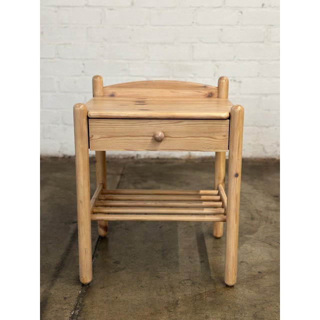 1990s White Washed Pine Nightstands- Pair For Sale - Image 4 of 12