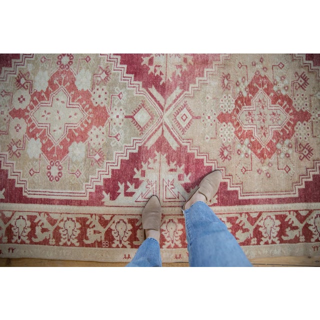 :: Triple concentric double center medallions in stepped contour and interior blossoms bearing thin stemmed vines and buds...