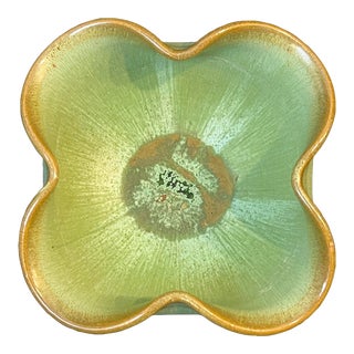 Late 20th Century Light Green Studio Art Pottery Bowl For Sale