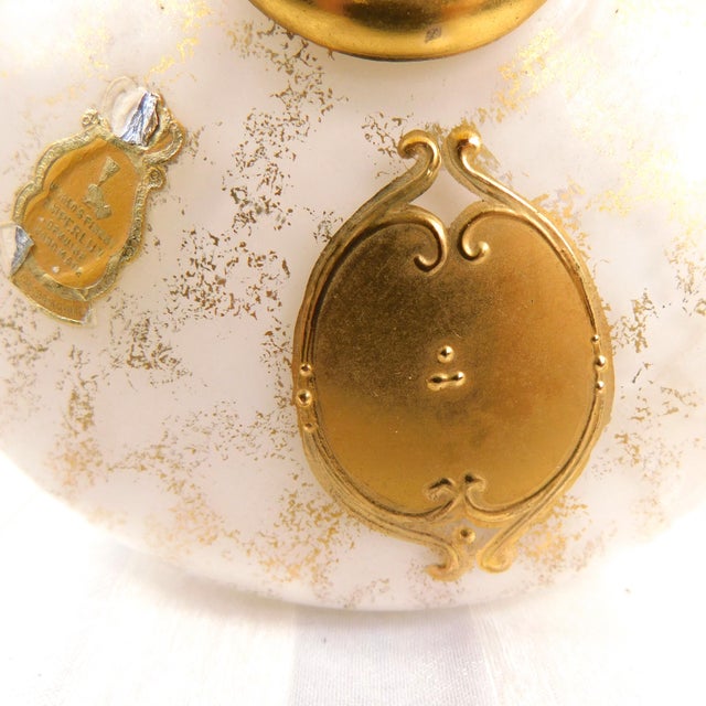 1940s White Imperlux Covered Dish With Gold Trim For Sale - Image 4 of 7