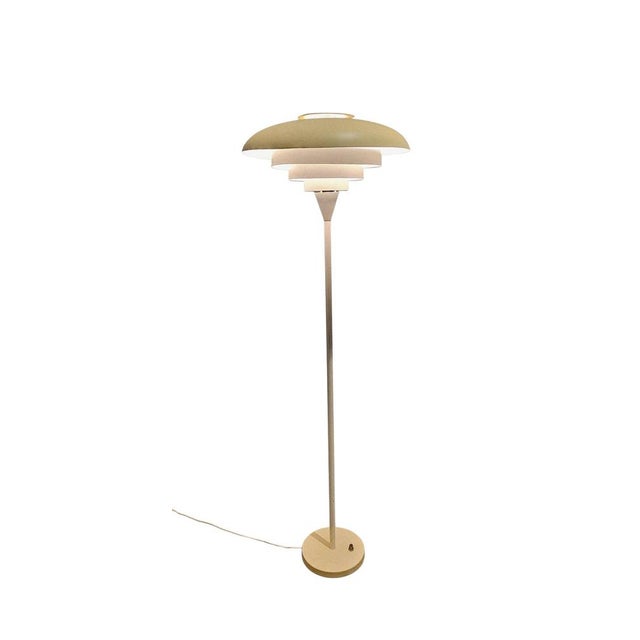 Very rare stunning 1960 floor lamp by Hala Zeist, the Netherlands. Not seen very often. Clearly influenced by the PH lamps...