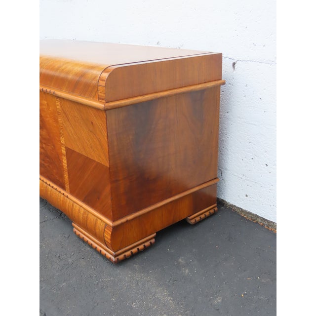 Lane Art Deco Waterfall Inlay Cedar Chest Blanket Trunk 6585 For Sale In Miami - Image 6 of 18