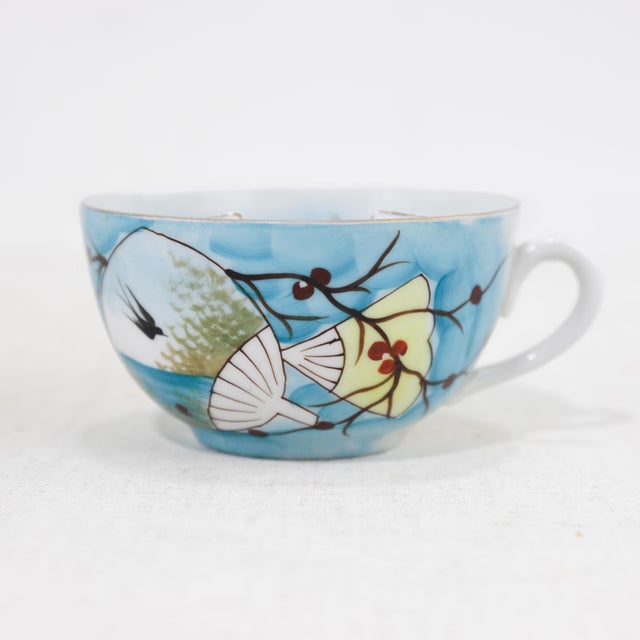 (from left to right) mug1: 4.75‘’x4''x2.2'' mug2: 4.5‘’x3.25''x3.75'' mug3: 5‘'x3.25''x4'' mug4: 4.4''x3.5''x3.5'' mug5:...