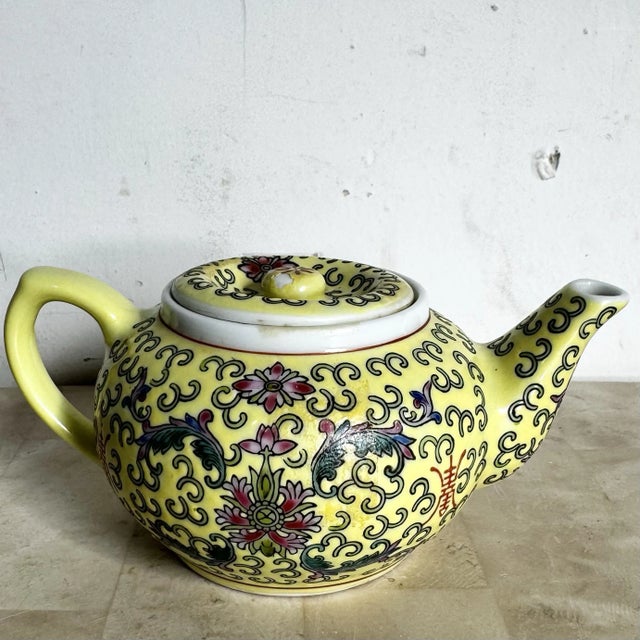 Chinese Hand Painted Yellow Floral Porcelain Famille Tea Pot For Sale - Image 4 of 9