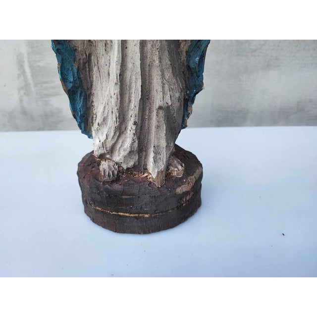 Art Deco Wooden Folk Figurine of the Virgin Mary, 1920s For Sale - Image 4 of 10