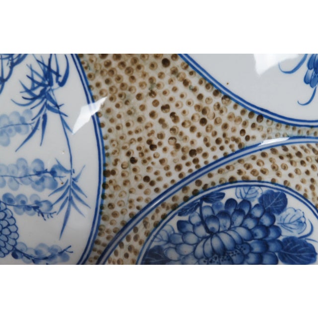 Late 20th Century Maitland-Smith Chinoiserie Blue & Brown Floral Porcelain Mantel Vase Urn For Sale - Image 10 of 12