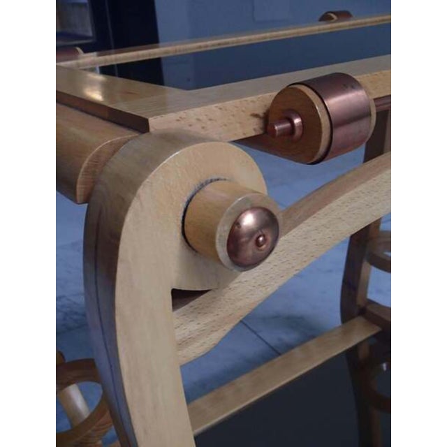 1930s Bar Trolley in Light Oak with Copper Accents and Removable Serving Tray, 1940s For Sale - Image 5 of 10