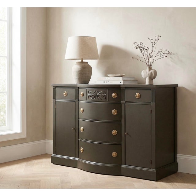 Traditional Mid 20th Century Professionally Refinished Drexel Bowfront Mahogany Buffet / Sideboard For Sale - Image 3 of 10