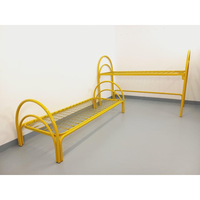 Vintage Italian Bunk Beds in Yellow Metal from Maretto Marflex, 1970s, Set of 2 For Sale - Image 12 of 18