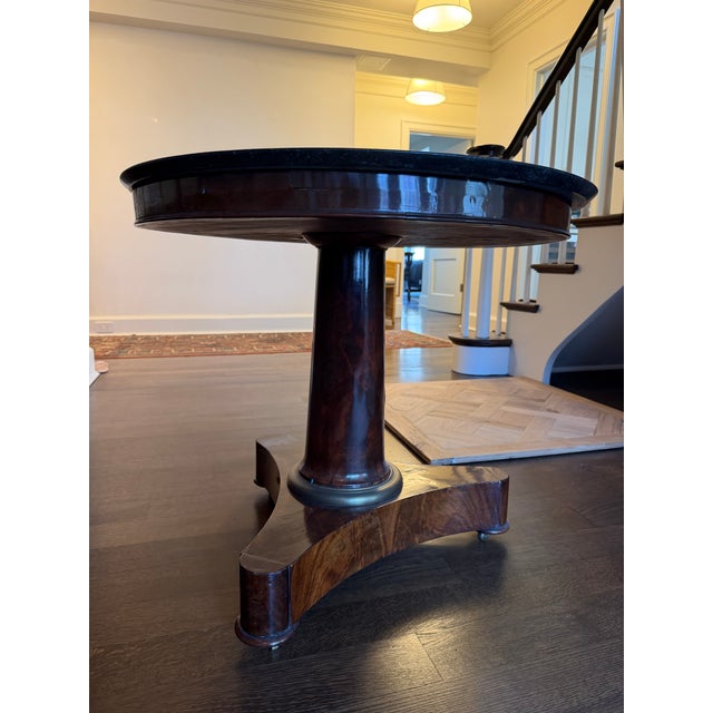 Traditional Early 19th Century Flame Mahogany Gueridon or Centre Table For Sale - Image 3 of 5