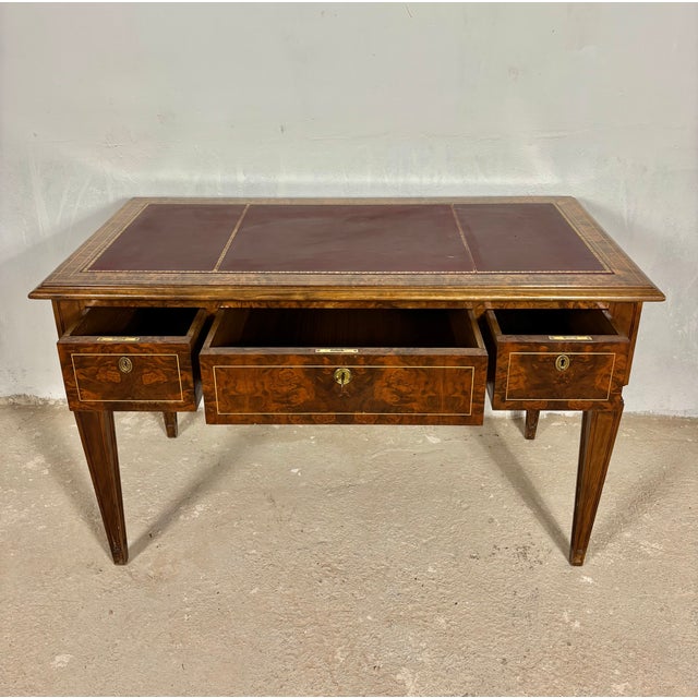 Early 20th Century French Louis XVI Style Walnut Writing Desk With Leather Top, Early 20th Century For Sale - Image 5 of 9