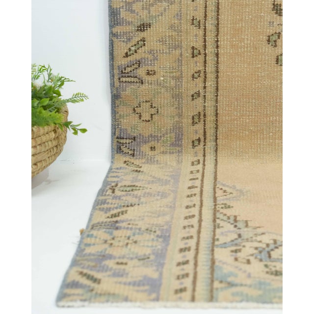 Turkish 1970s Vintage Turkish Oushak Handmade Wool Cotton Beige Area Rug For Sale - Image 3 of 11