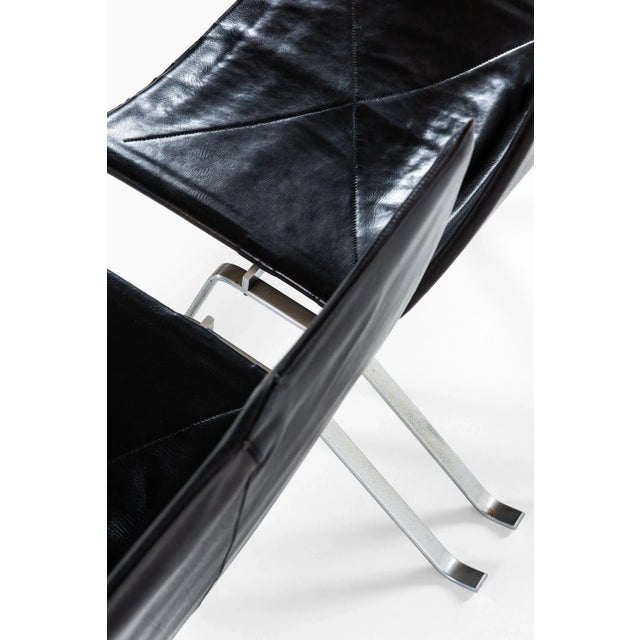 - Rare pair of easy chairs model PK-22 designed by Poul Kjærholm - Produced by E. Kold Christensen in Denmark - Original...