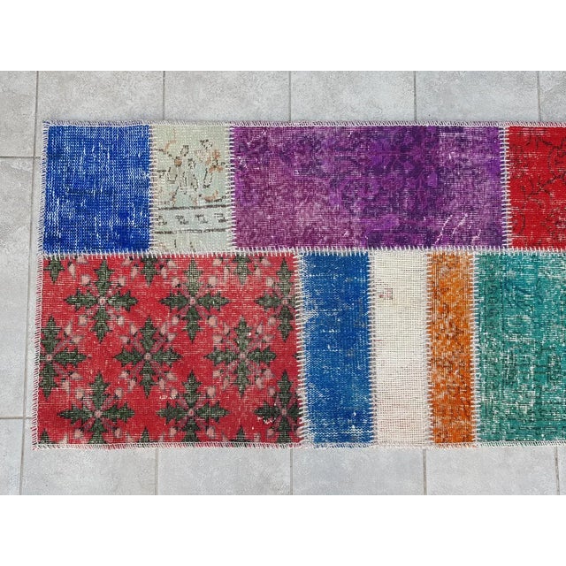 Mid 20th Century Oushak Anatolian Runner For Sale - Image 10 of 10